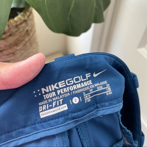 Nike Golf Bermuda Shorts Blue Dri-Fit Active Size 2 - Picture 7 of 11